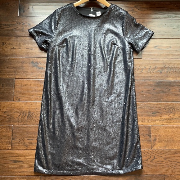 NWT GAP black sequin dress t-shirt style relax fit - Picture 4 of 11